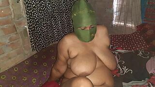 The indian wife blows and hands jack off her husband