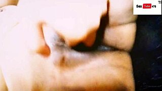 I hot and steamy video finger myself to orgasm