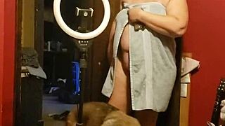 Sexy MILF naked emerges from the shower