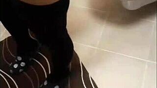 Italian senora dressed in black leggings and nylon hos
