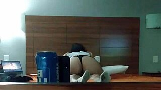 Sexy hot Curvy Latina with big round juicy As