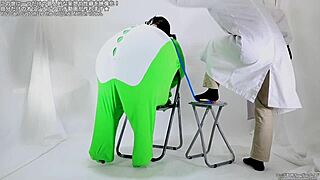 Balloon fetish explodes with intense pump to pop action