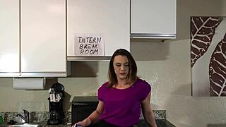 Maria Jade’s QAnon parody is a rough and sexy ride