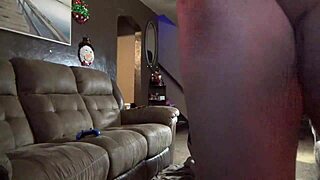 Creampie 2: Pregnant woman gets filled up