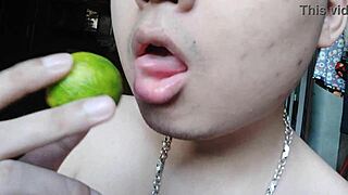 oh damn, that chinese licking masturbation is wild!