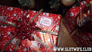 Skinny teen made fat old Santa cum twice this Xmas 2020.