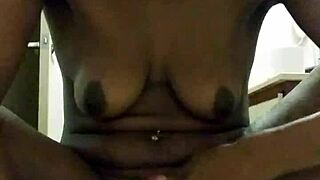 Morena's solo performance with creamy chocolate