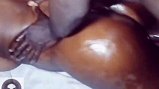 Cheating Girlfriend Squirting Wildly Over Best Friend in Dorm Room