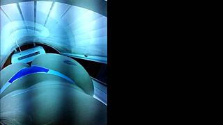 Preparation for the lover in the tanning bed booth