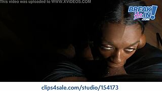 Sloppy top and gags for black beauty