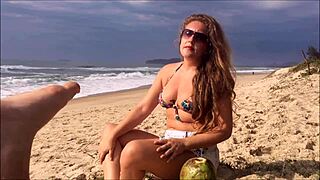 Hey, check Kellenzinha's latest liberal lifestyle episode on YouTube now!