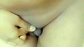 小阴蒂娘娘腔Femboy穿着俏皮内衣的合集