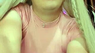 rosadita transexual looks so hot jerkin that cock in casual play