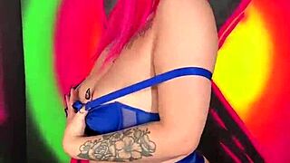 Alternative college party scene with a special sex appeal