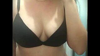 Spying on hot European teacher in Mexico and pissing
