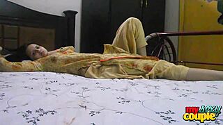 Hot Sumita Bhabhi Gets Pussy Licked in Hardcore Indian Couple Action