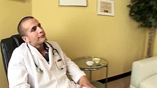 Dr. Hotfucker Makes Blonde Moan in Quick Hospital Bang! 😈
