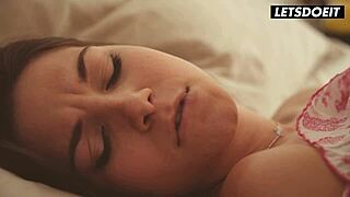 Sicilia and Diana Dolce explore new home, girl