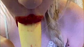 A hot sexy dance of a flirty girl Elza Kom