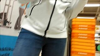 Teen Ass Captured in Tight Jeans on Hidden Cam