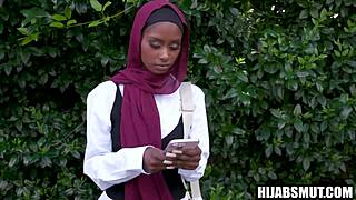 Wow, ebony Muslim teen loses virginity to American guy! 😳