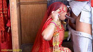 Indian Desi Gets Wet and Wild in Hindi XXX