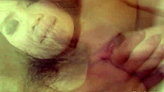 He loves SUCKING feet while DRILLING an Asian babe on sofa