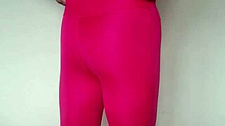 Misr4 drops update 6 on Jul 20, 2025. Watch her tight pink leggings hug every curve during an intense workout close-up!