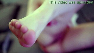 Man, this naughty wench pegs her guy for a cumshot!