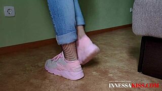 oh wow, this housewife flaunts her cute heels on cam!
