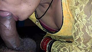 Indian Bhabhi Takes Huge Lund Deep in Her Wet Chut